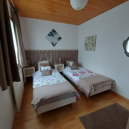 Сasa de vacaciones Des Vignes Au Calme, 2 Ch, Terrasse, Animaux Admis, Parking, Recharge Ve - Fr-1-584-164 Velle-sur-Moselle