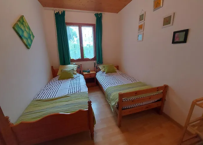Des Vignes Au Calme, 2 Ch, Terrasse, Animaux Admis, Parking, Recharge Ve - Fr-1-584-164 Prázdninový dům *