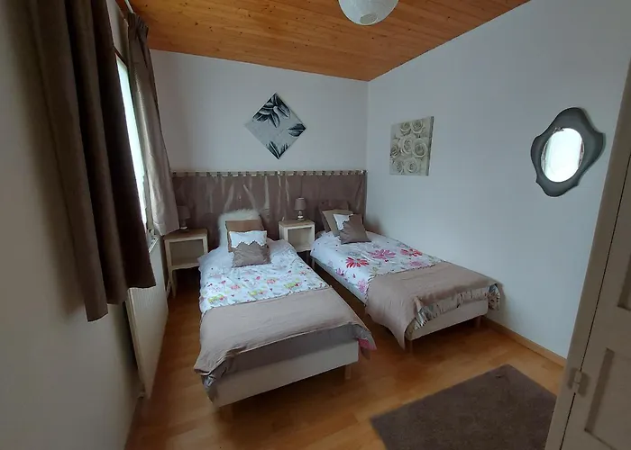 Prázdninový dům Des Vignes Au Calme, 2 Ch, Terrasse, Animaux Admis, Parking, Recharge Ve - Fr-1-584-164 Velle-sur-Moselle