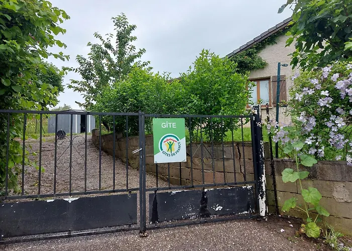 Prázdninový dům Des Vignes Au Calme, 2 Ch, Terrasse, Animaux Admis, Parking, Recharge Ve - Fr-1-584-164